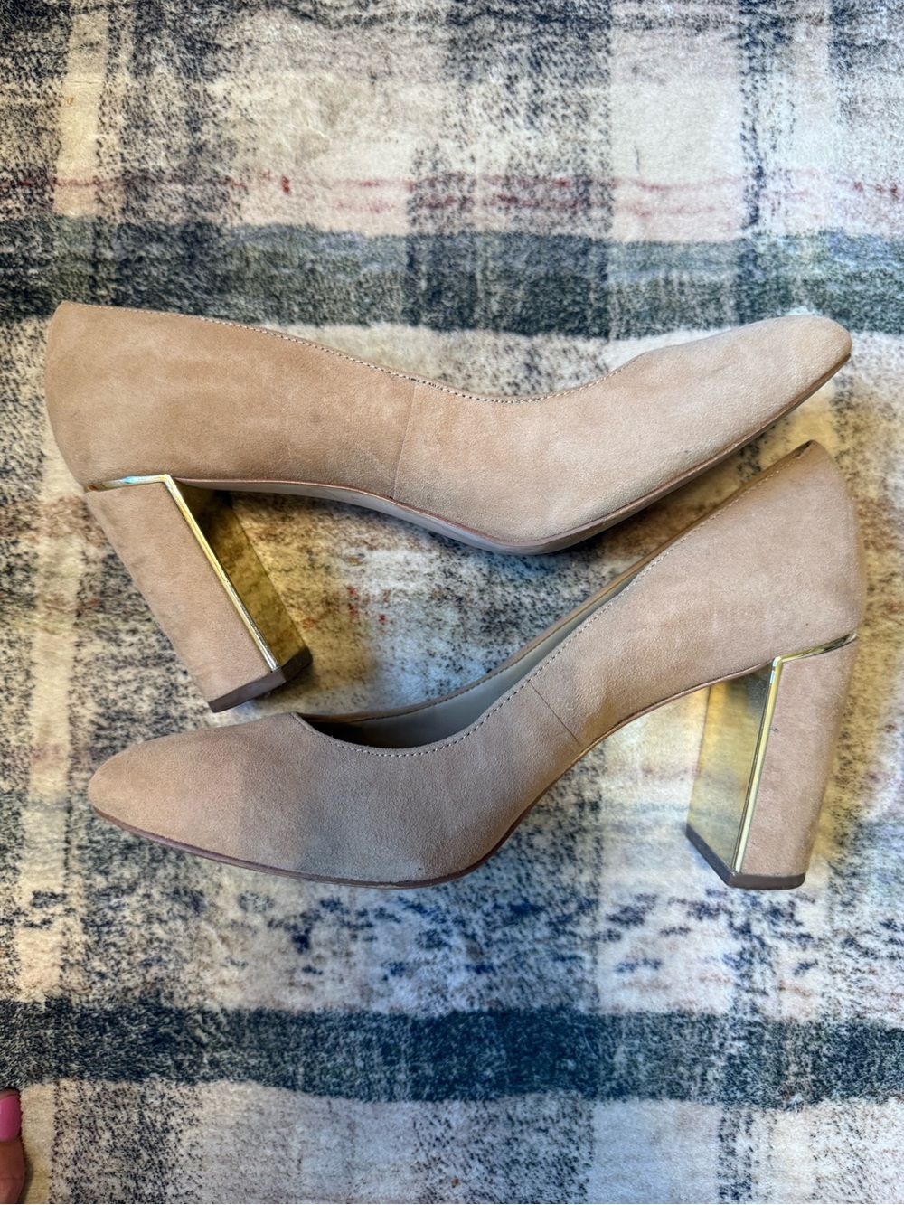 Ann Taylor Beige Block Heel Pumps with Gold Accent